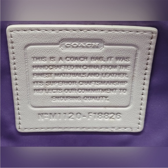 EUC Coach Signature Lexi Purse Cream/Tan - Picture 4 of 16